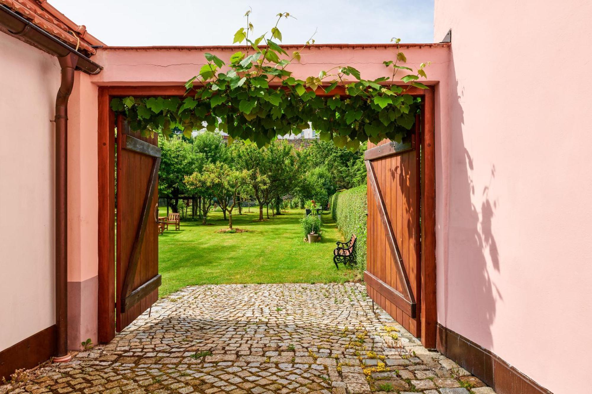 Hotel Orangerie By Kh à Český Krumlov Extérieur photo